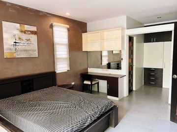 CORNER BUNGALOW HOUSE FOR SALE LOCATED AT CITY OF SAN FERNANDO NEAR VISTA MALL, PAMPANGA