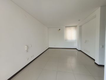 SE VENDE AMPLIO Y HERMOSO APTO UBICADO EN PANCE