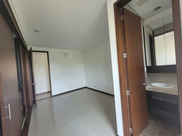SE VENDE AMPLIO Y HERMOSO APTO UBICADO EN PANCE