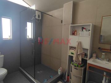 1109685 **Hermosa Casa De 2 Pisos Remodelada En Los Lirios De Naranjal, San Martín De Porres**