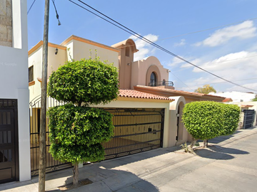 CASA A LA VENTA EN LOS PORTALES, HERMOSILLO, SONORA, REMATE ADJUDICADO