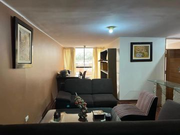 VENDO AMPLIO DEPARTAMENTO EN LINCE