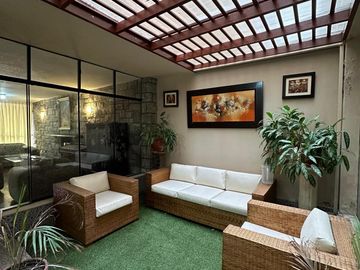 VENDO AMPLIO DEPARTAMENTO EN LINCE