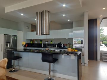 VENDO CASA EN CONJUNTO RESIDENCIA LA CIMA EN RUITOQUE CONDOMINIO CLUB