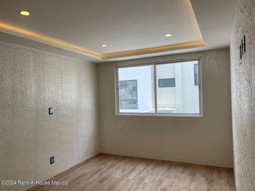 Venta Casa estilo contemporáneo en residencial Aqua II en lago esmeralda #25-504