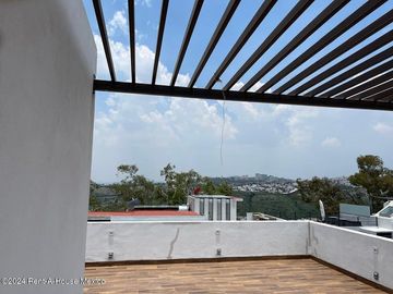 Venta Casa estilo contemporáneo en residencial Aqua II en lago esmeralda #25-504
