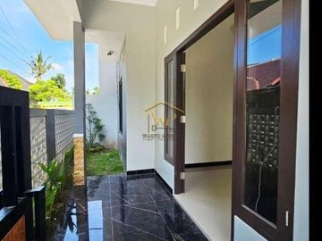 RUMAH 2 LANTAI, DEKAT RING ROAD UTARA MAGUWOHARJO