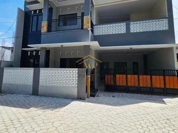RUMAH 2 LANTAI, DEKAT RING ROAD UTARA MAGUWOHARJO