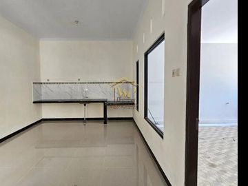 RUMAH 2 LANTAI, DEKAT RING ROAD UTARA MAGUWOHARJO