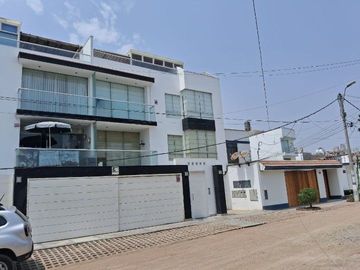 VENTA DE HERMOSO DUPLEX CON PISCINA EN PLAYA LOS PULPOS EN LURIN
