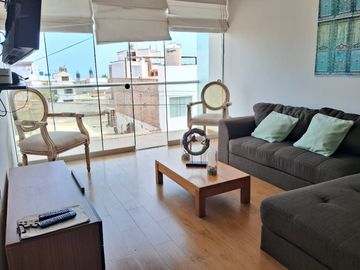 VENTA DE HERMOSO DUPLEX CON PISCINA EN PLAYA LOS PULPOS EN LURIN