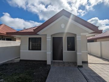 Commercial House for Sale in La Eldaria Barangay Quezon Panabo City Davao Del Norte (fronting Quezon Elem.School)