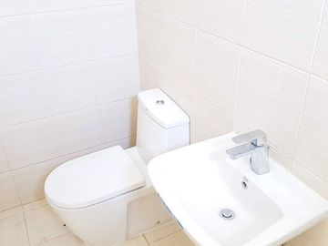 HOUSE FOR SALE IN RIDGE VIEW - NUVALI
