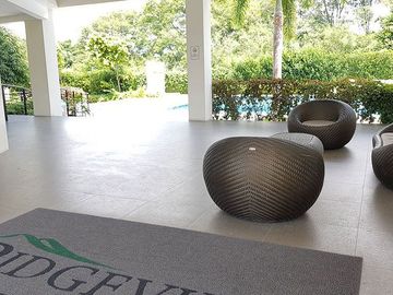 HOUSE FOR SALE IN RIDGE VIEW - NUVALI