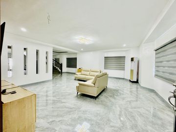 Well Maintained 7 Bedroom House and Lot for Sale in Parañaque City