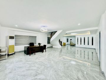 Well Maintained 7 Bedroom House and Lot for Sale in Parañaque City