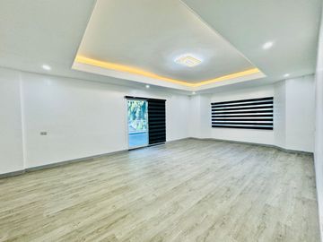 Well Maintained 7 Bedroom House and Lot for Sale in Parañaque City