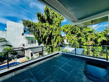 Well Maintained 7 Bedroom House and Lot for Sale in Parañaque City