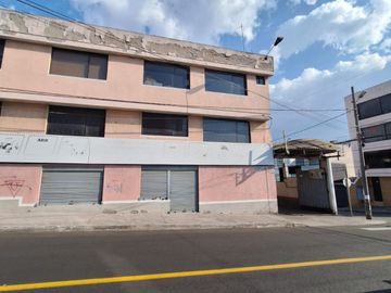 VENTA PROPIEDAD RENTERA CON GALPÓN SECTOR KENNEDY