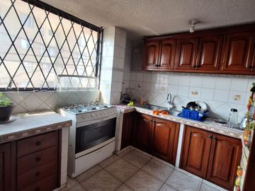 VENTA PROPIEDAD RENTERA CON GALPÓN SECTOR KENNEDY