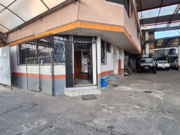 VENTA PROPIEDAD RENTERA CON GALPÓN SECTOR KENNEDY