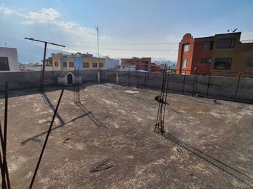 VENTA PROPIEDAD RENTERA CON GALPÓN SECTOR KENNEDY