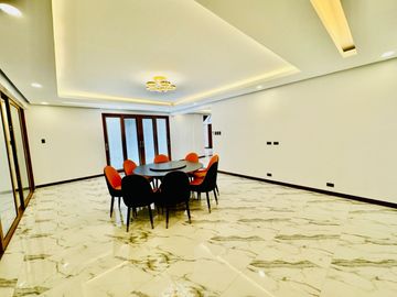Well Maintain 7 Bedroom House and Lot for Sale in Parañaque City