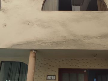 Vendo dúplex por remodelar La Molina $ 95,000 negociables
