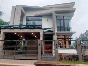 Airy Bright Contemporary Brand New House and Lot with Pool for Sale in Tagaytay City