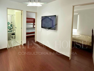 SE VENDE O ALQUILA duplex de 3 dormitorios en calle Los Apaches, Surco
