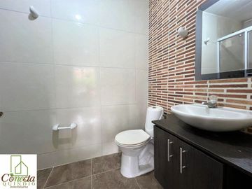 Casa Campestre en Venta – Calarcá Quindío - Conjunto Cerrado