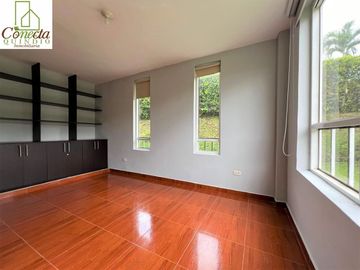 Casa Campestre en Venta – Calarcá Quindío - Conjunto Cerrado