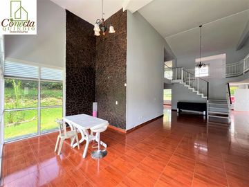 Casa Campestre en Venta – Calarcá Quindío - Conjunto Cerrado