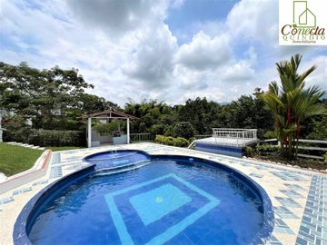 Casa Campestre en Venta – Calarcá Quindío - Conjunto Cerrado