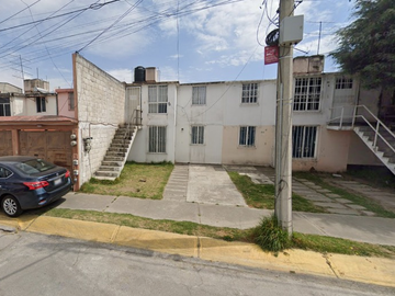 CASA DUPLEX EN VENTA, COL. LAS MARGARITAS, SAN JORGE PUEBLO NUEVO, ESTADO DE MÉXICO