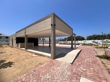 EN VENTA O ALQUILER CASA DE ESTRENO EN URB. PASEO DEL SOL, VIA CHONGON