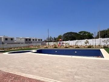 EN VENTA O ALQUILER CASA DE ESTRENO EN URB. PASEO DEL SOL, VIA CHONGON