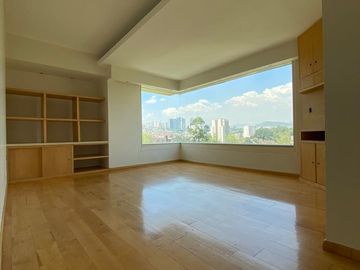 Exclusivo Departamento en Lomas Country Club: Lujo, Confort y Amenidades de Primera Clase