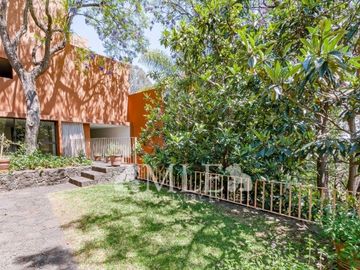 Casa Jacarandas - Rancho Cortés