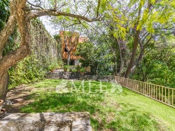 Casa Jacarandas - Rancho Cortés