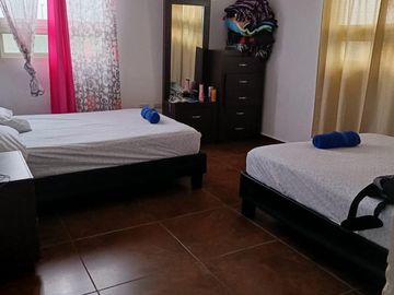 CASA EN VENTA LOS PORTALES, ZUAZUA NL