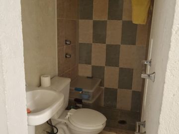 EXCELENTE RESIDENCIA EN VENTA  CONDADO DE SAYAVEEDRA