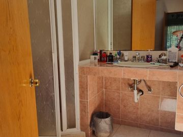 EXCELENTE RESIDENCIA EN VENTA  CONDADO DE SAYAVEEDRA