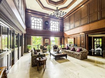 House for Sale in Quezon City at Loyola Grand Villas