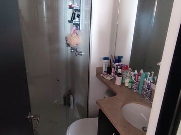 En Venta, Apartamento Loma del Indio - Medellin