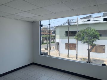 ALQUILER OFICINA/LOCAL COMERCIAL EN AV LA MOLINA
