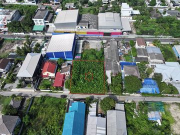 Land for sale, 202 square wah, Soi Ram Intra 65, Intersection 6, near MRT Ram Intra Station, Km.6, only 800 m. Suitable for investment as a home offic