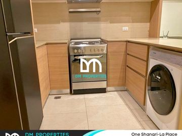 For Sale: Studio Unit at One Shangri-La Place, Mandaluyong City