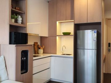 Disewakan Apartemen SQRes, Full Furnish Siap Huni