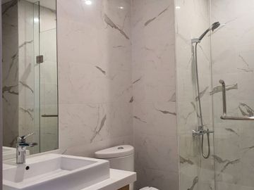 Disewakan Apartemen SQRes, Full Furnish Siap Huni